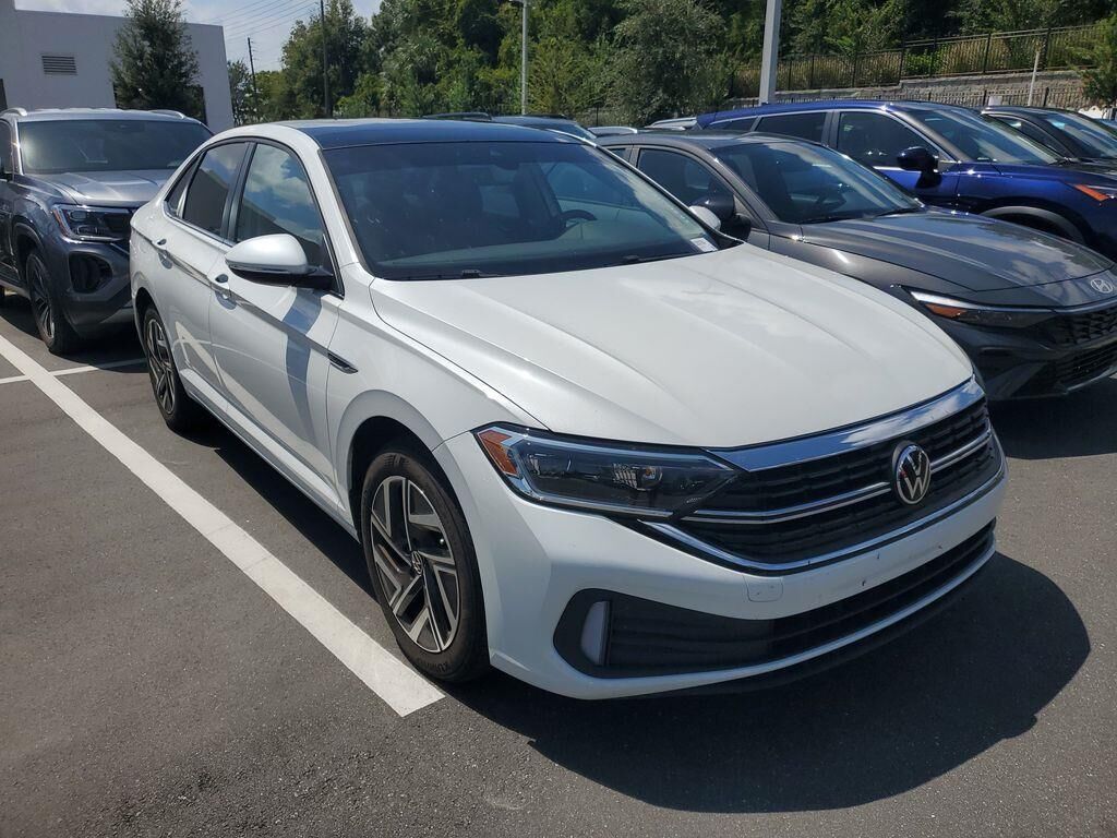 2024 Volkswagen Jetta SEL — photo 1 of 1