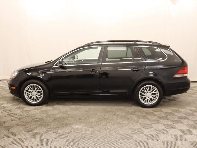2014 Volkswagen Jetta SportWagen TDI — photo 1 of 1