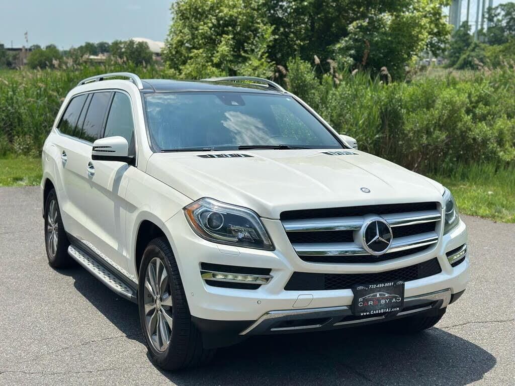 2015 Mercedes-Benz GL-Class GL 450 4MATIC — photo 1 of 1