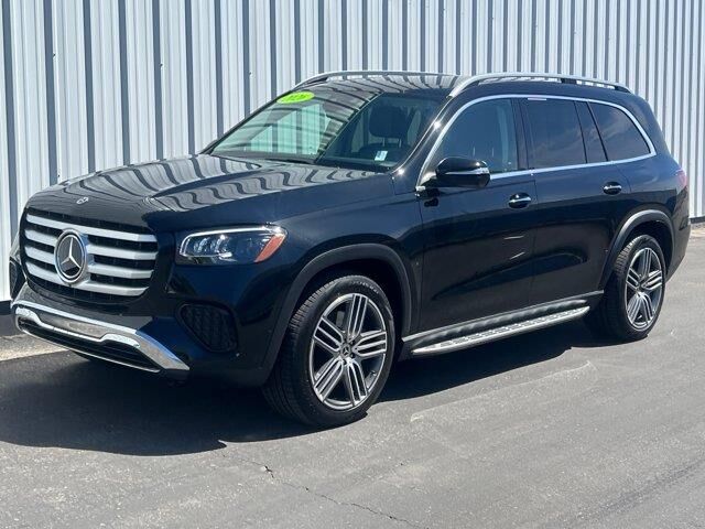 2026 Mercedes-Benz GLS GLS 450 — photo 1 of 13