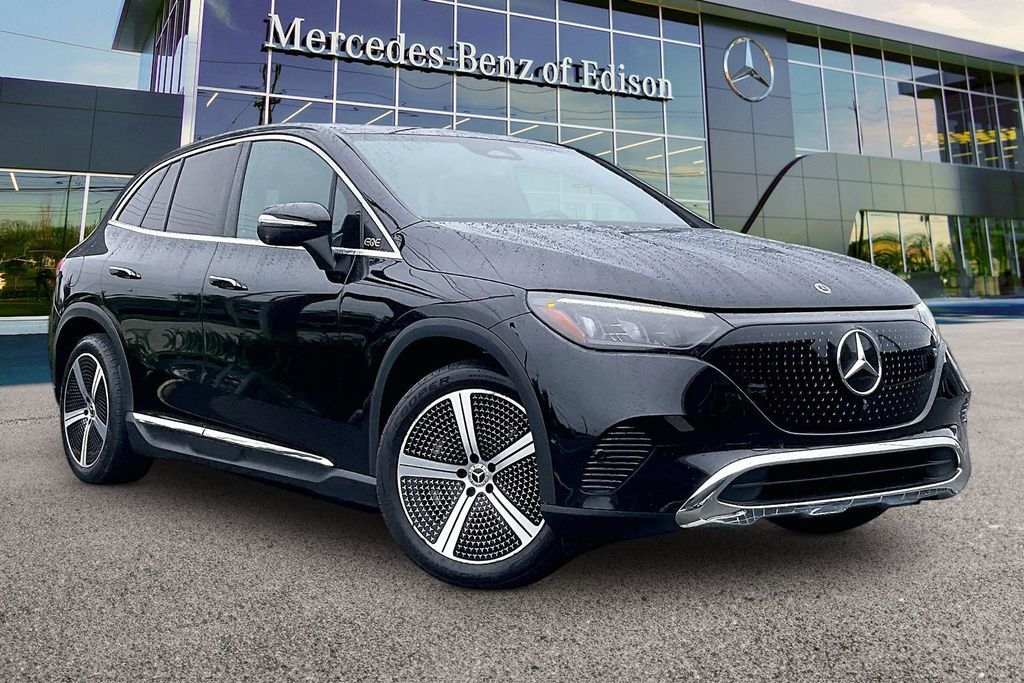 2023 Mercedes-Benz EQE 350 SUV — photo 1 of 13