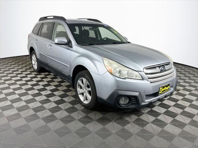 2013 Subaru Outback 2.5i Premium — photo 1 of 13