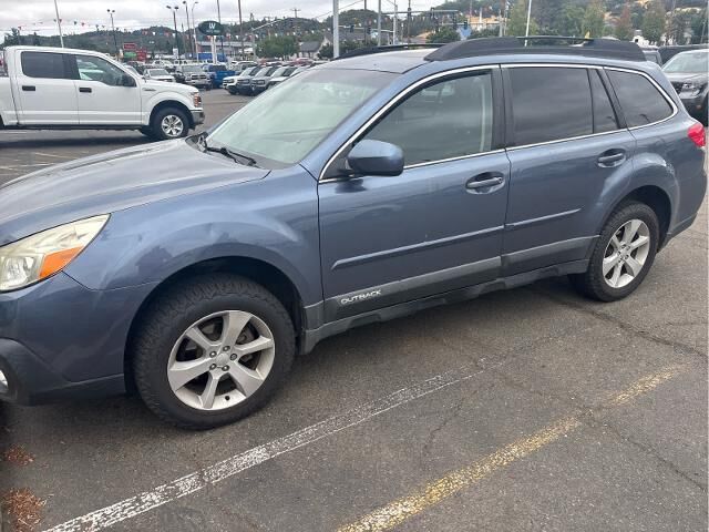2013 Subaru Outback 2.5i Premium
