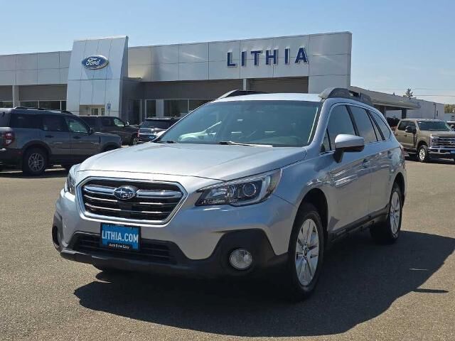2019 Subaru Outback 2.5i Premium — photo 1 of 13
