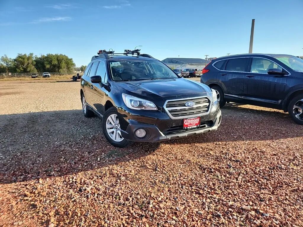 2017 Subaru Outback 2.5i Premium — photo 1 of 6