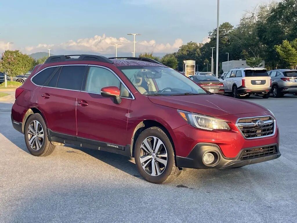 2019 Subaru Outback 2.5i Limited — photo 1 of 13