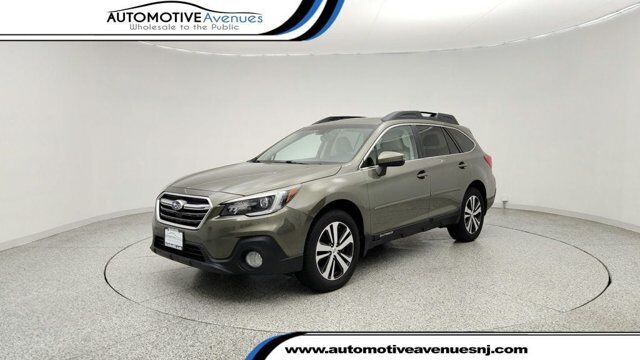 2018 Subaru Outback Limited — photo 1 of 1