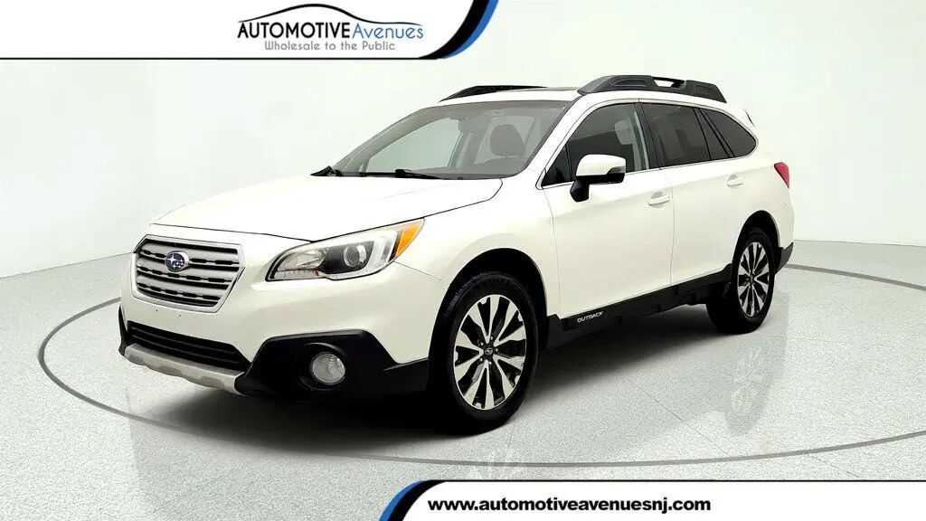2016 Subaru Outback 2.5i Limited — photo 1 of 1