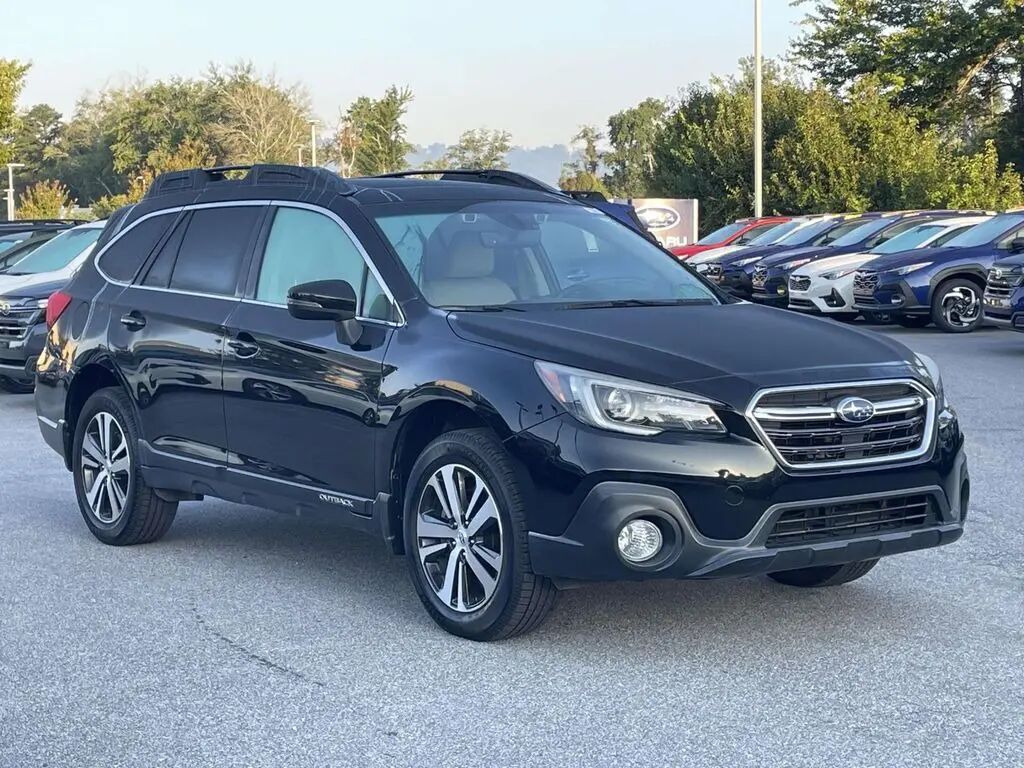 2019 Subaru Outback 2.5i Limited — photo 1 of 13