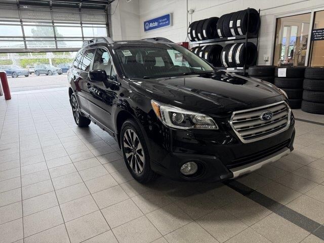 2016 Subaru Outback 3.6R Limited — photo 1 of 13
