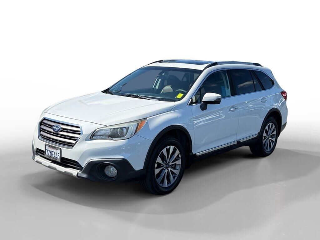 2017 Subaru Outback 3.6R Touring — photo 1 of 1
