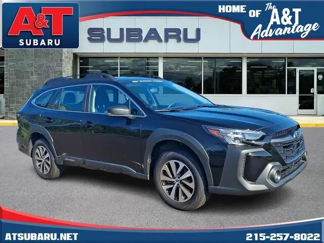 2025 Subaru Outback Base