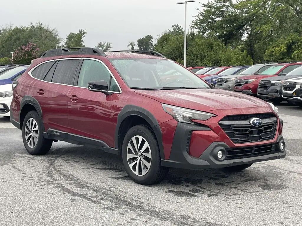 2025 Subaru Outback Premium — photo 1 of 13