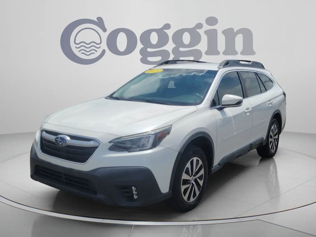 2020 Subaru Outback Premium — photo 1 of 13