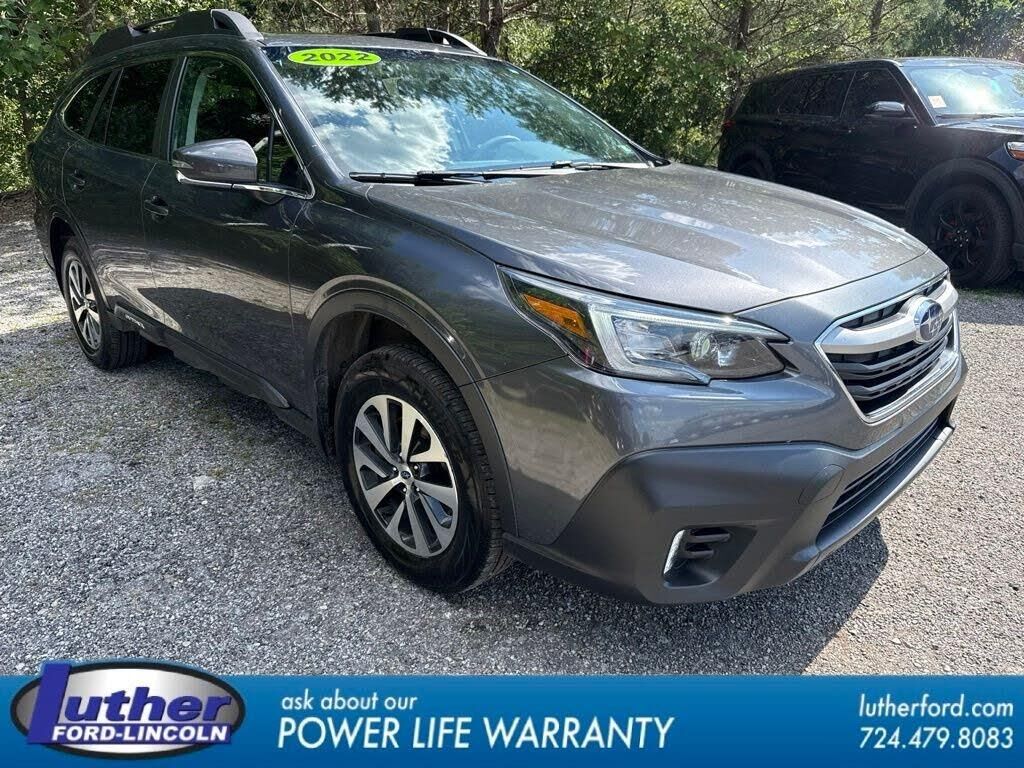 2022 Subaru Outback Premium — photo 1 of 1