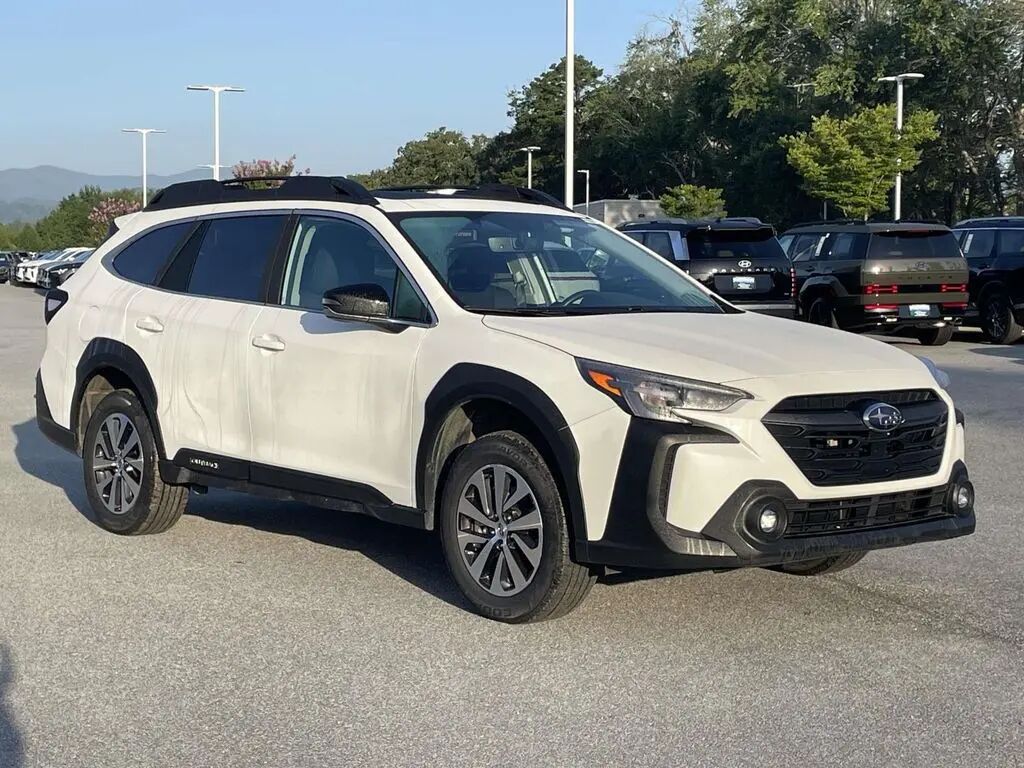 2024 Subaru Outback Premium — photo 1 of 13