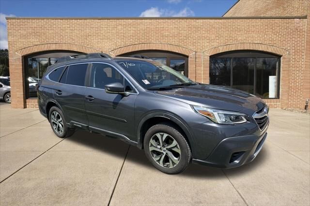 2020 Subaru Outback Limited — photo 1 of 2
