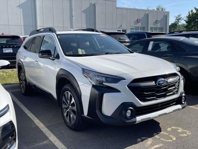2025 Subaru Outback Limited — photo 1 of 5