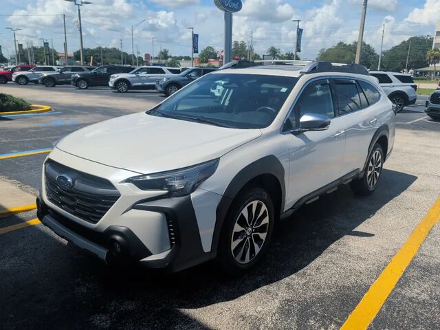 2023 Subaru Outback Touring
