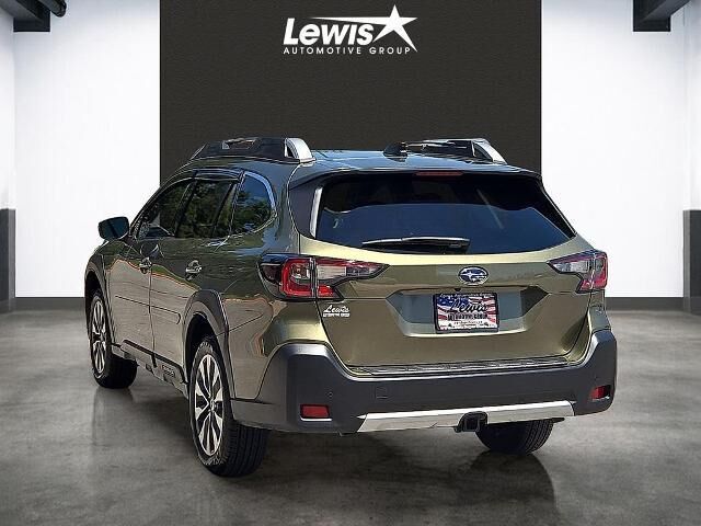 2025 Subaru Outback Touring XT