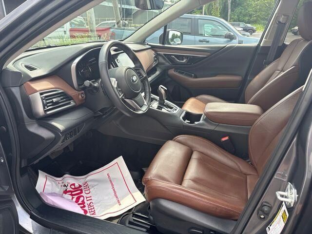 2022 Subaru Outback Touring XT