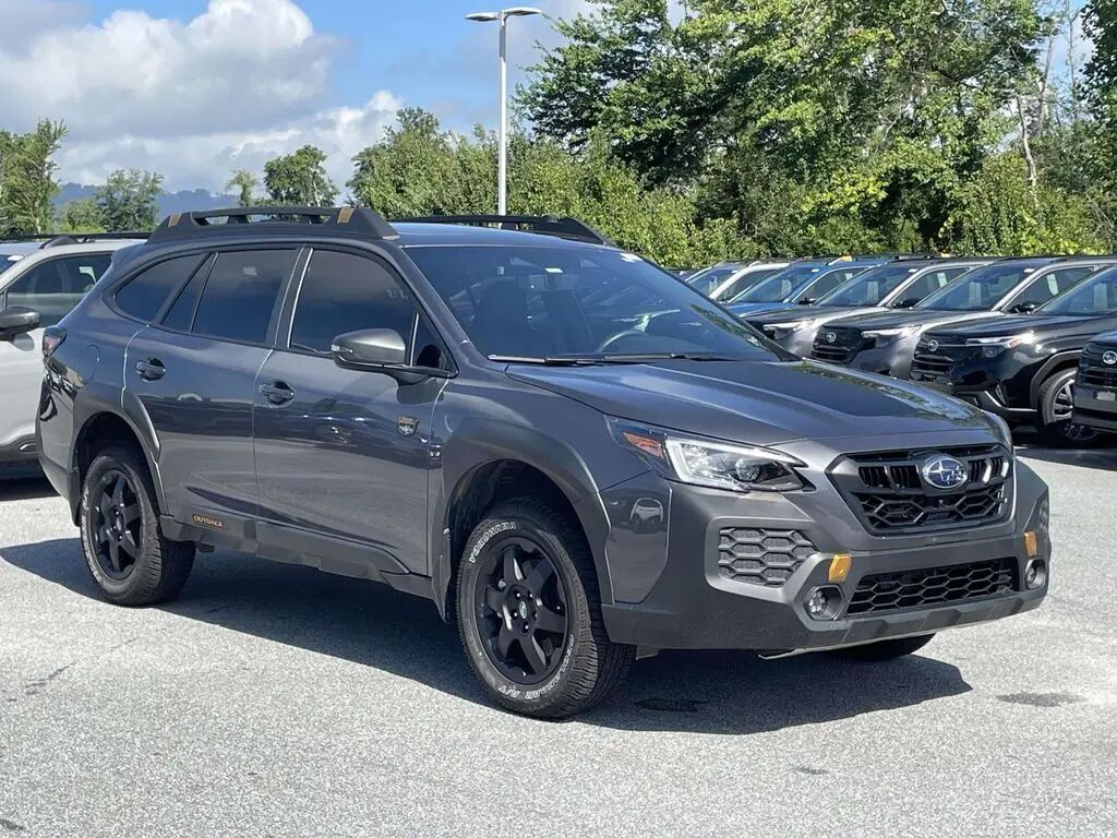2025 Subaru Outback Wilderness — photo 1 of 13