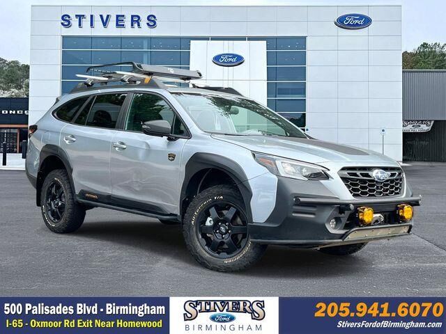 2022 Subaru Outback Wilderness — photo 1 of 13
