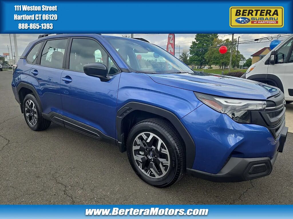 2026 Subaru Forester Base — photo 1 of 13