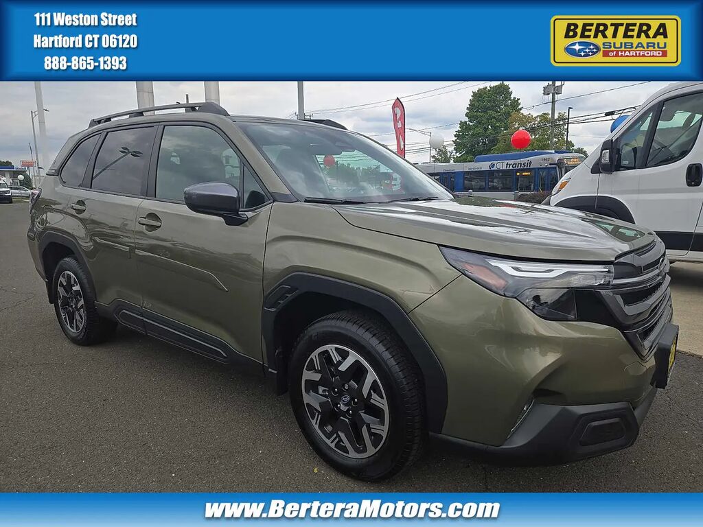 2026 Subaru Forester Premium — photo 1 of 13