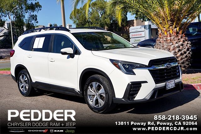 2023 Subaru Ascent Premium — photo 1 of 13