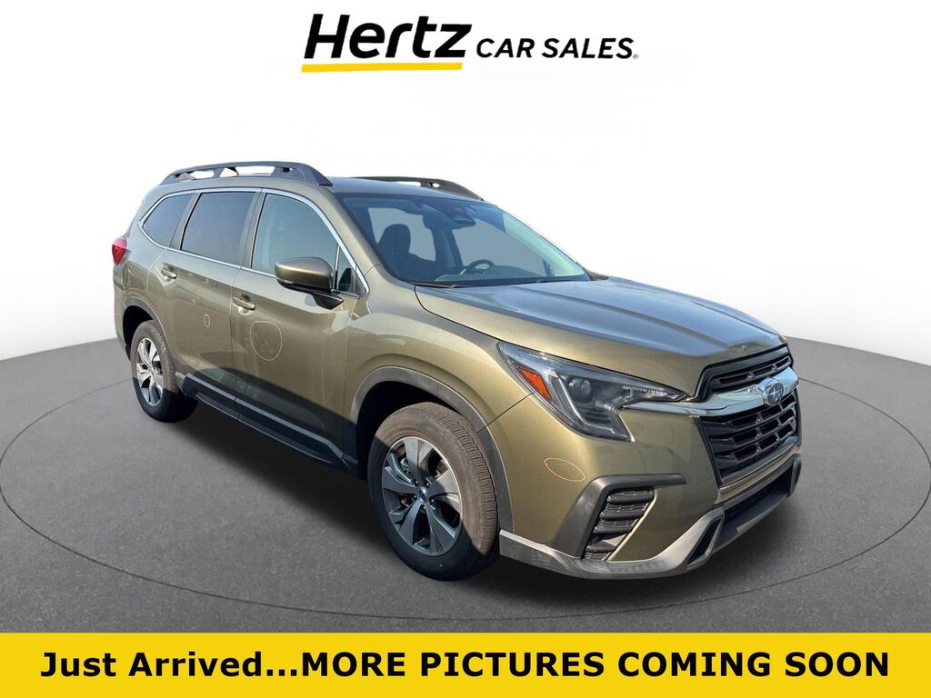2024 Subaru Ascent Premium — photo 1 of 10