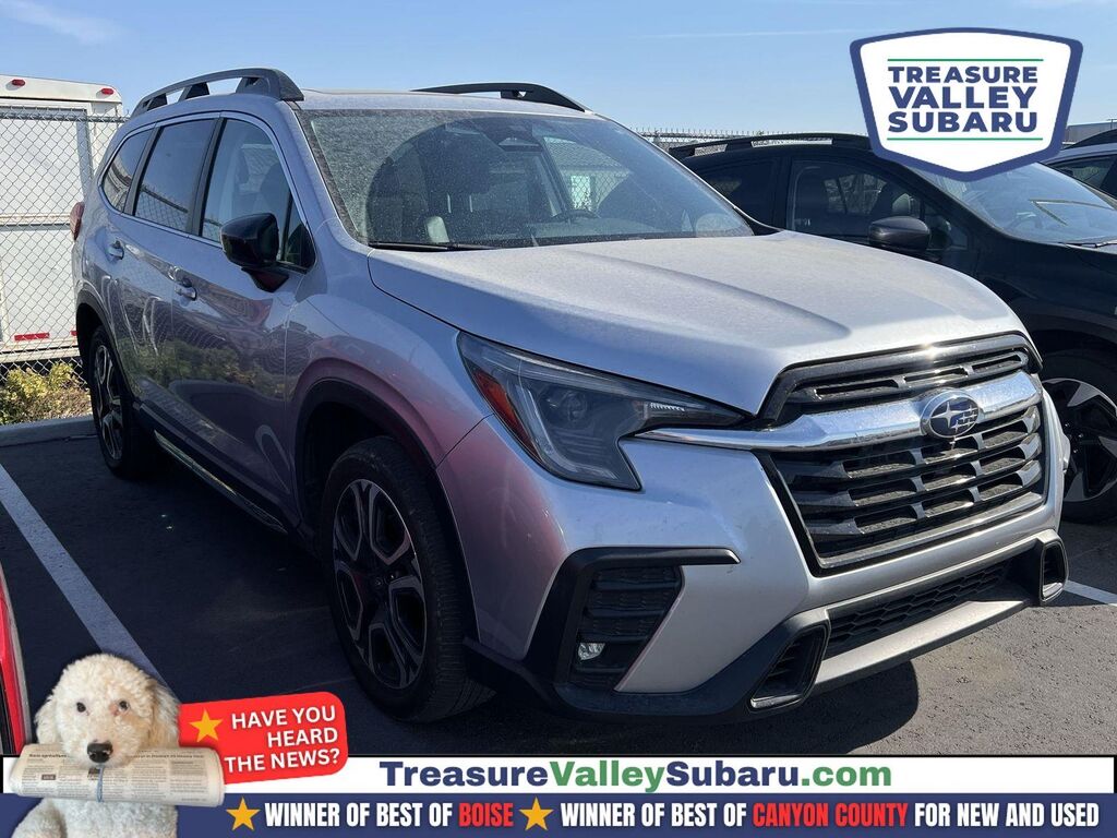 2025 Subaru Ascent Limited 8-Passenger — photo 1 of 6
