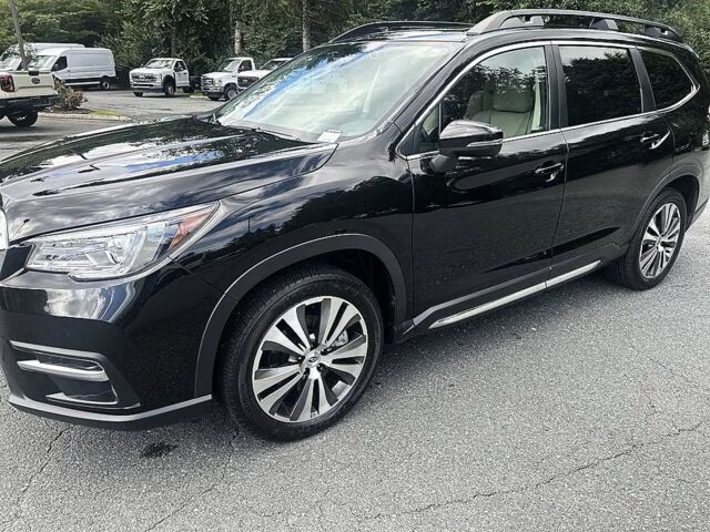 2022 Subaru Ascent Limited 8-Passenger — photo 1 of 13