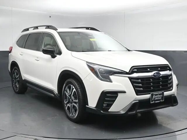 2024 Subaru Ascent Limited 8-Passenger — photo 1 of 13