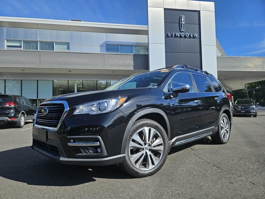 2020 Subaru Ascent Touring — photo 1 of 1