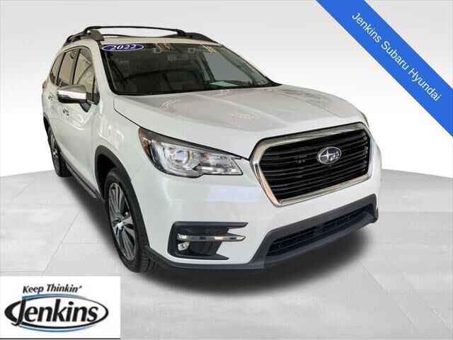 2022 Subaru Ascent Touring — photo 1 of 13