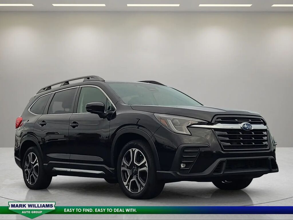 2024 Subaru Ascent Limited 7-Passenger — photo 1 of 13