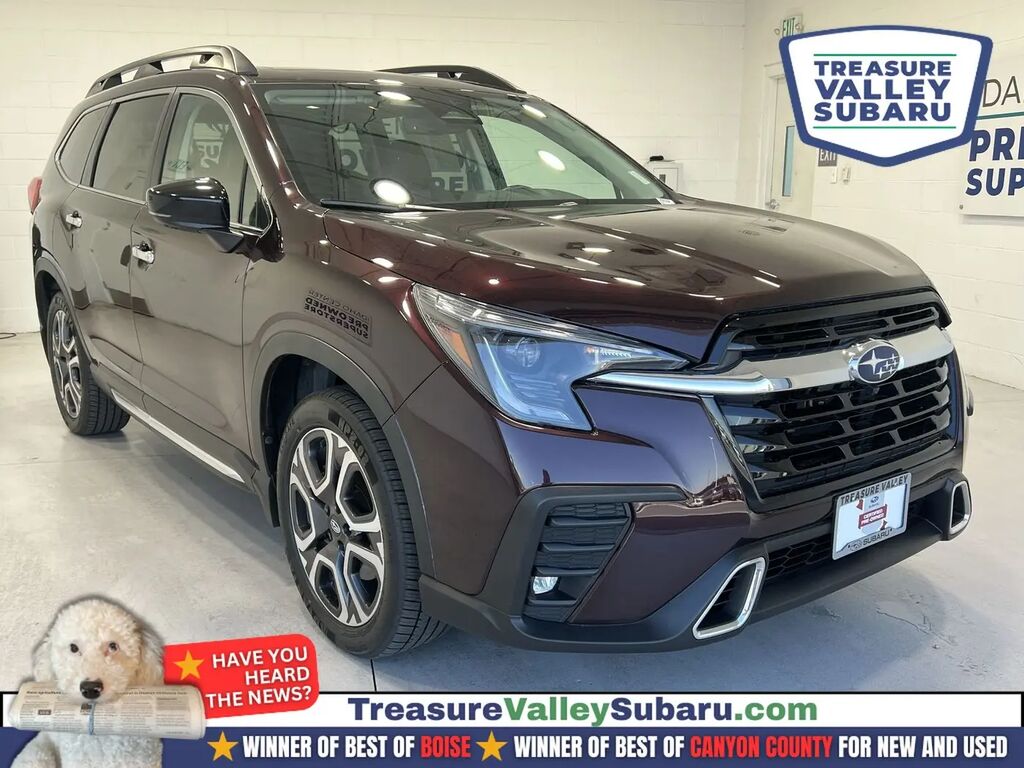 2024 Subaru Ascent Touring — photo 1 of 13