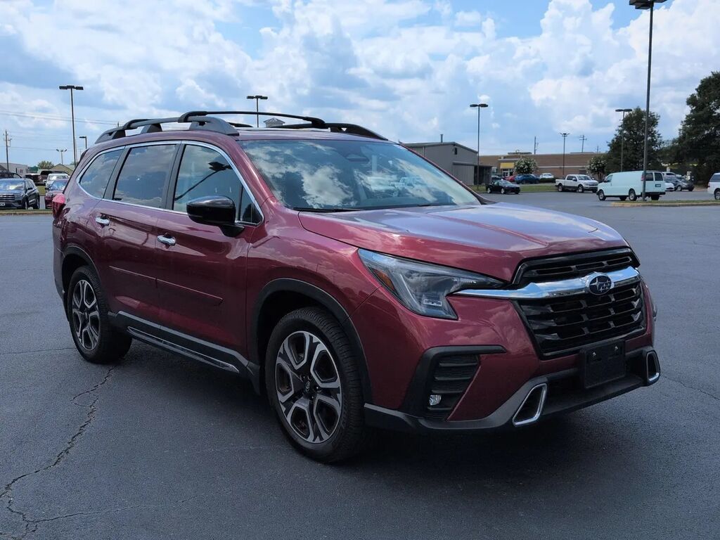 2024 Subaru Ascent Touring — photo 1 of 13
