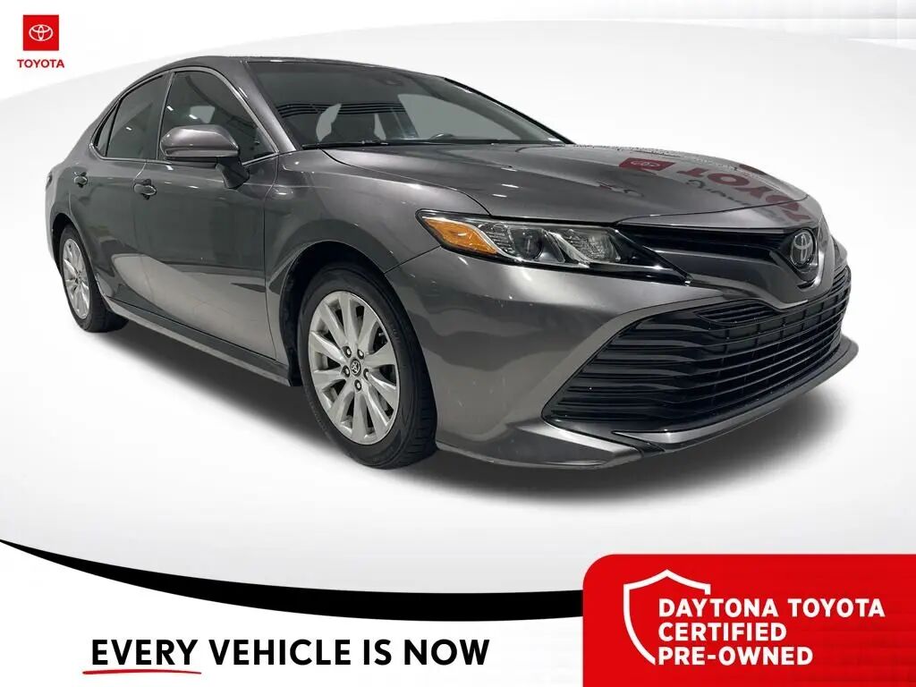 2019 Toyota Camry LE — photo 1 of 1