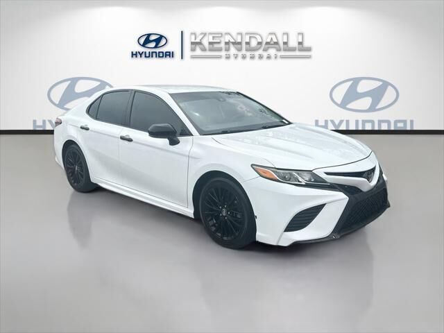 2019 Toyota Camry SE