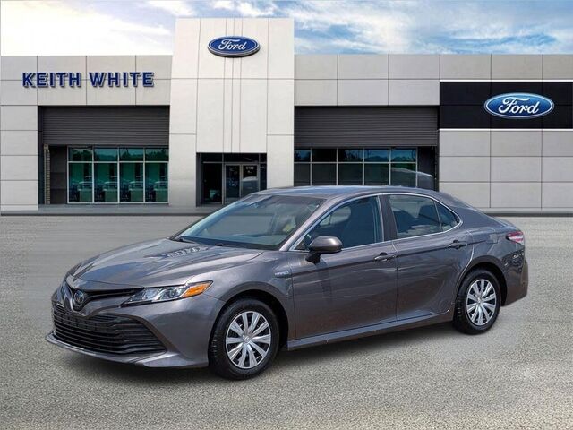 2019 Toyota Camry Hybrid LE