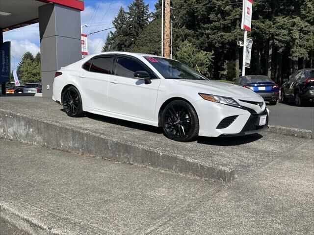 2019 Toyota Camry XSE — photo 1 of 1