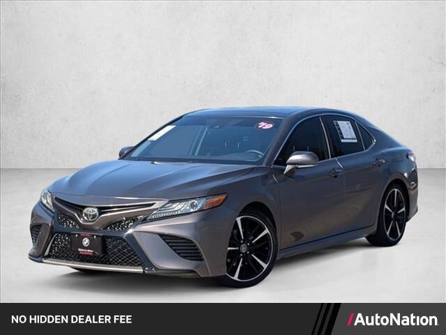 2019 Toyota Camry XSE — photo 1 of 13