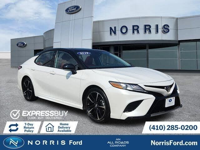 2019 Toyota Camry XSE