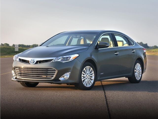 2013 Toyota Avalon Hybrid XLE Touring