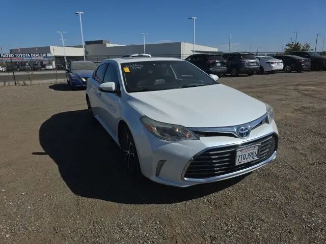 2016 Toyota Avalon Hybrid XLE Premium
