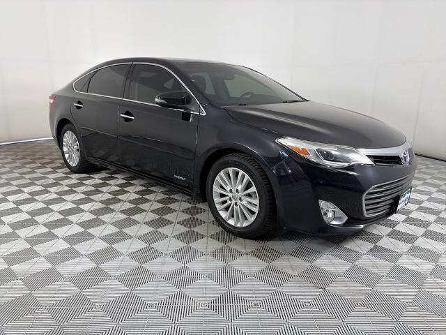 2014 Toyota Avalon Hybrid XLE Premium — photo 1 of 13