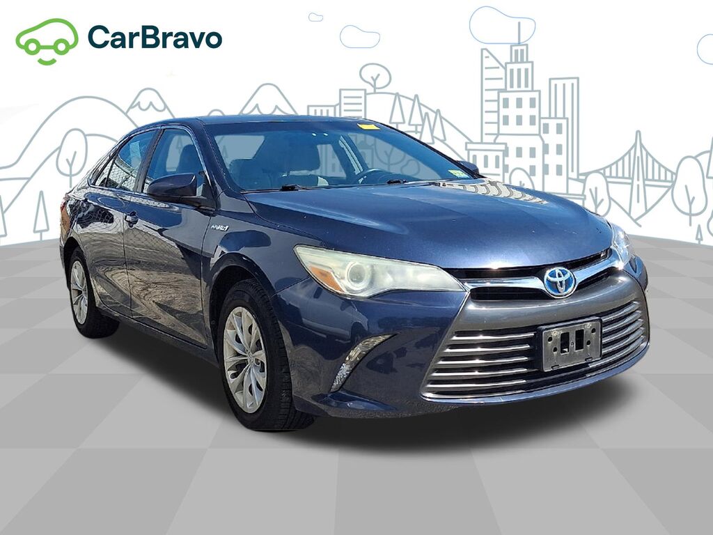 2015 Toyota Camry Hybrid LE — photo 1 of 7