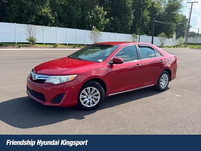 2013 Toyota Camry LE